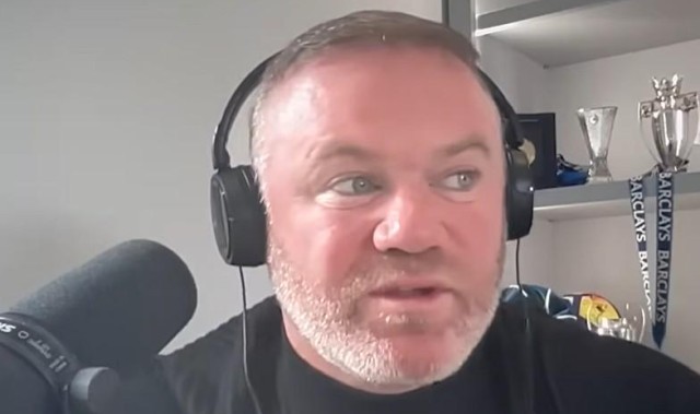 皇冠体育平台-鲁尼：卡里克有股狠劲，他不可能解决所有问题但能带来变化