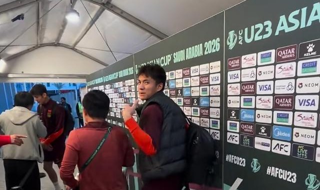 带病出战，李昊发着烧踢满了U23国足与泰国U23的比赛